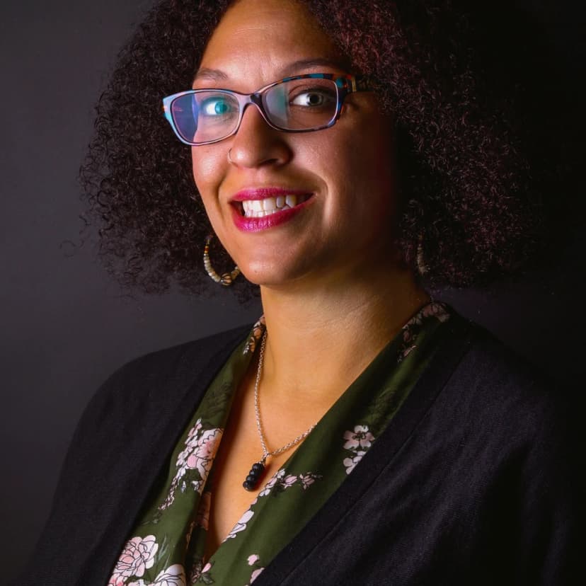 Jackie Shelton-Espinosa - Licensed Therapist in Illinois
