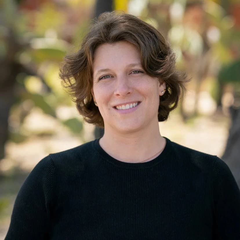 Claire Paluzzi - Licensed Therapist in California