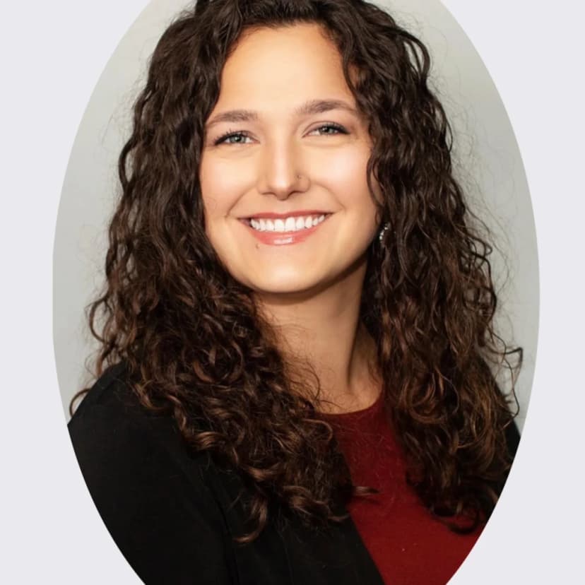 Victoria Mahoney - Licensed Therapist in Illinois