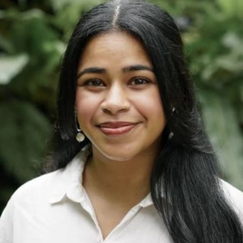 Afrah Ali - Licensed Therapist in Illinois