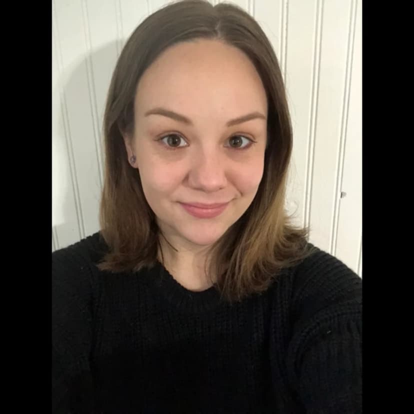 Alexandra Mott - Licensed Therapist in Licensed in 8 states